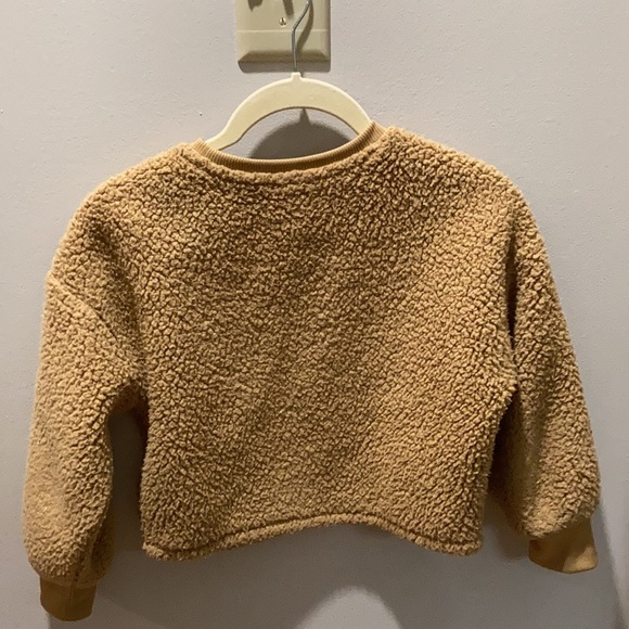 Kids Fuzzy sweater - Picture 2 of 3
